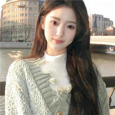向下扭曲
